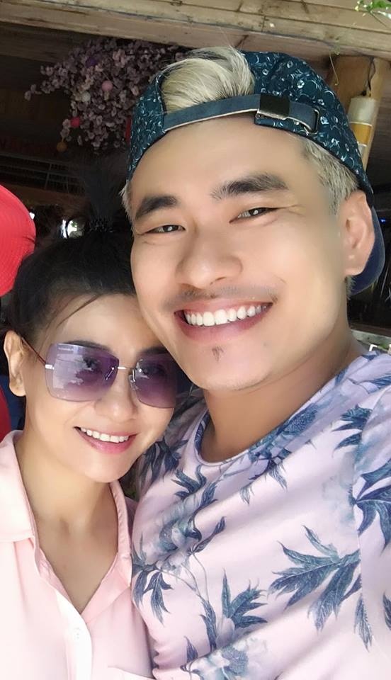 Kieu Minh Tuan dua Cat Phuong di du lich anh 1