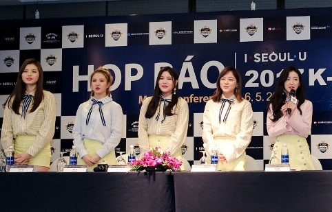 Nhom nhac nu Han Quoc sang Viet Nam tim nhom nhay dep nhat hinh anh