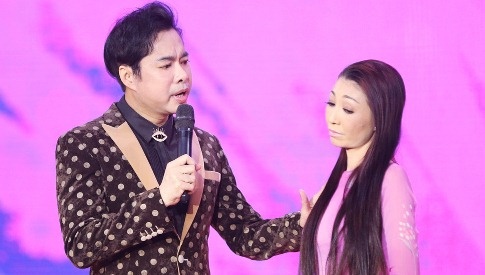 Ngoc Son moi chau gai Thai Chau hat trong dem nhac Bolero hinh anh