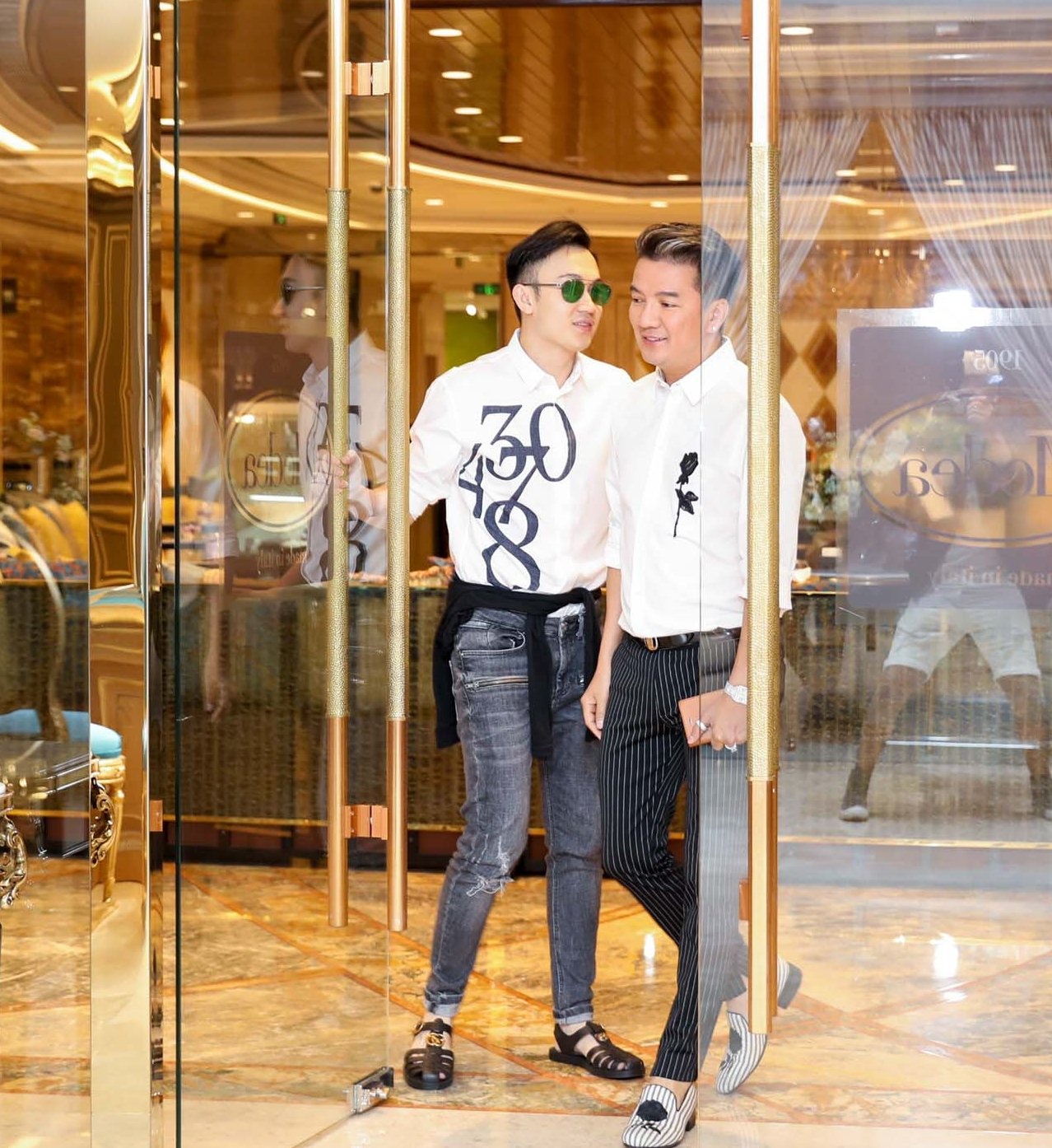 Dam Vinh Hung chuan bi cho dem tiec anh 1