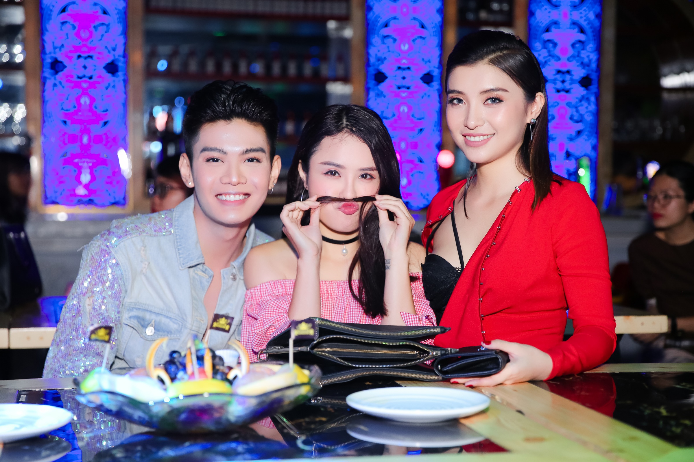 Lam Trường mừng cháu gái ra mắt MV ảnh 3 Lam Truong mung chau gai ra mat MV anh 3