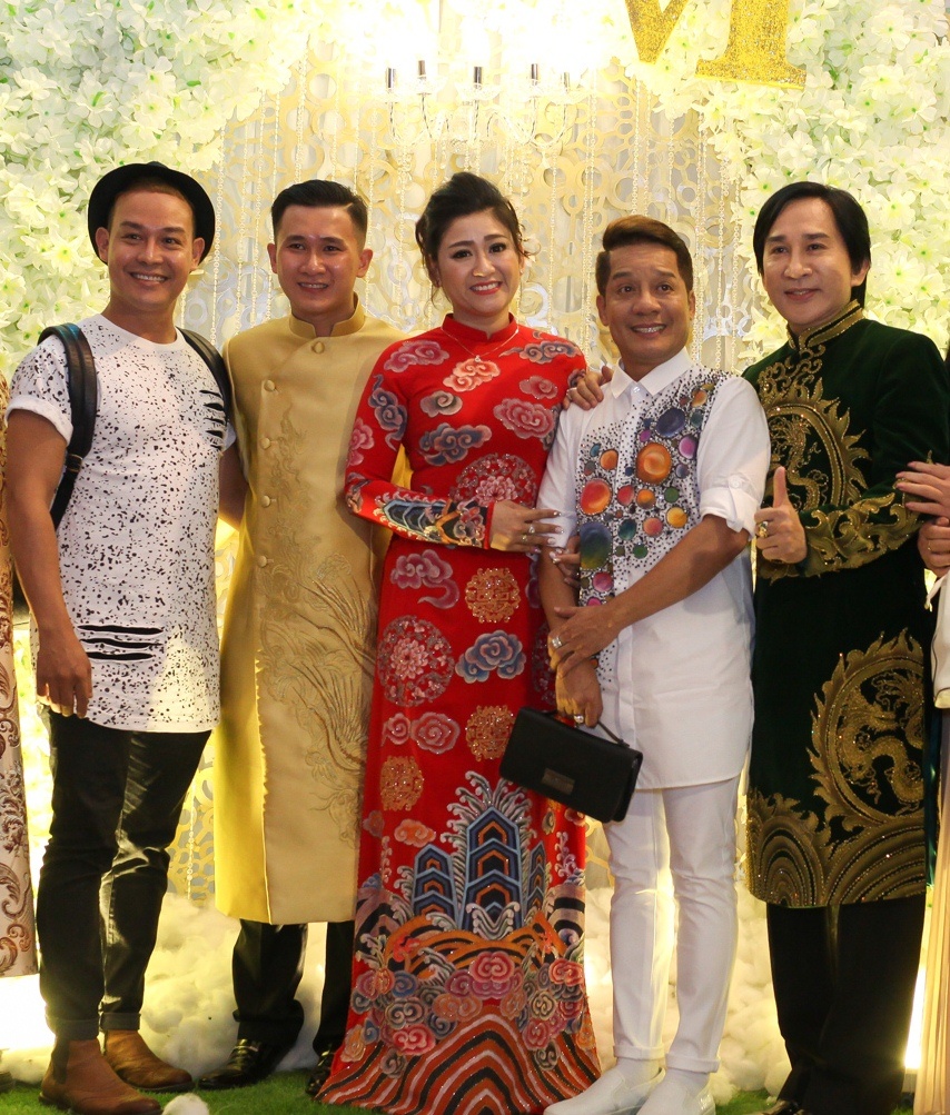 Dam cuoi cua con gai Kim Tu Long anh 3