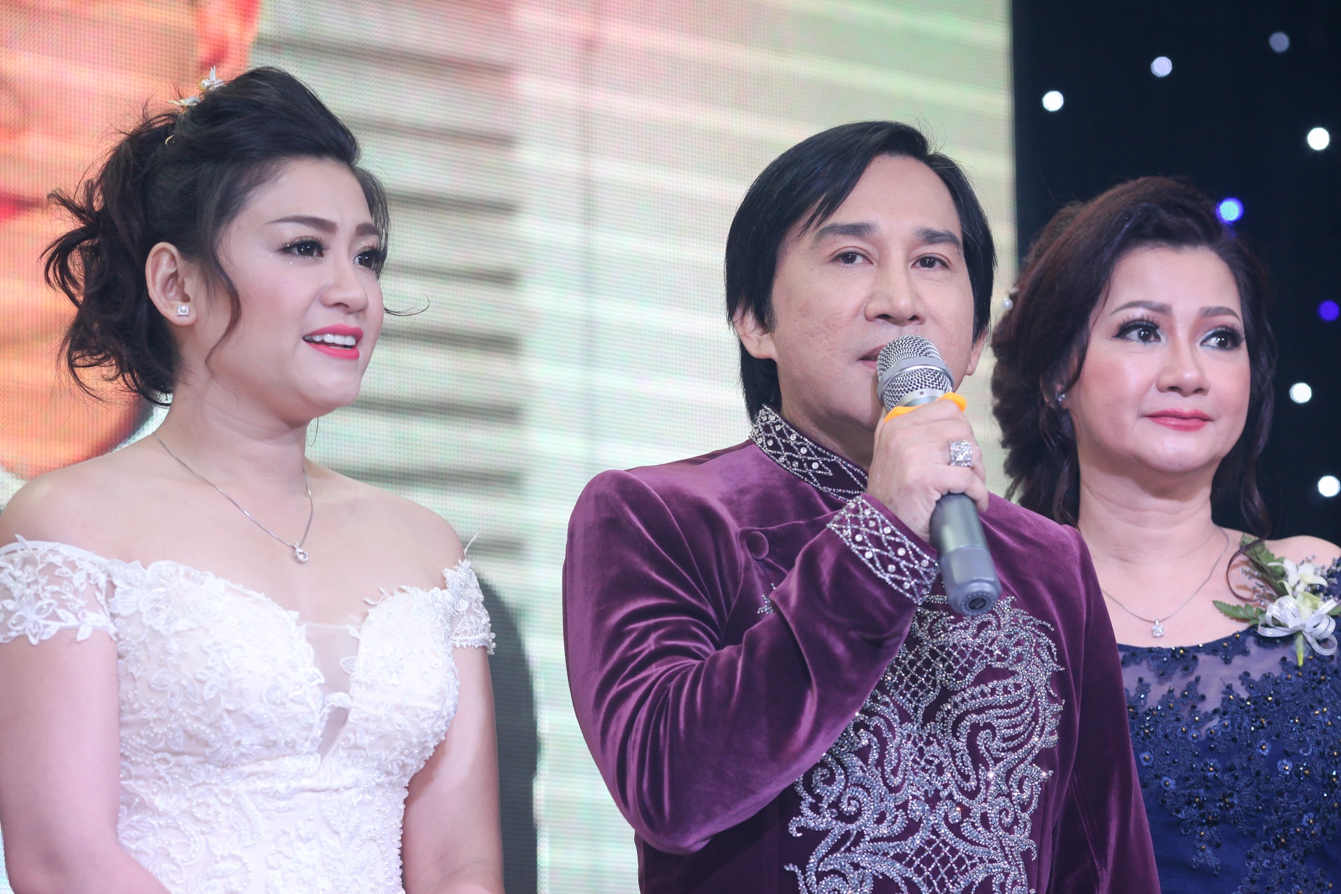 Dam cuoi cua con gai Kim Tu Long anh 7