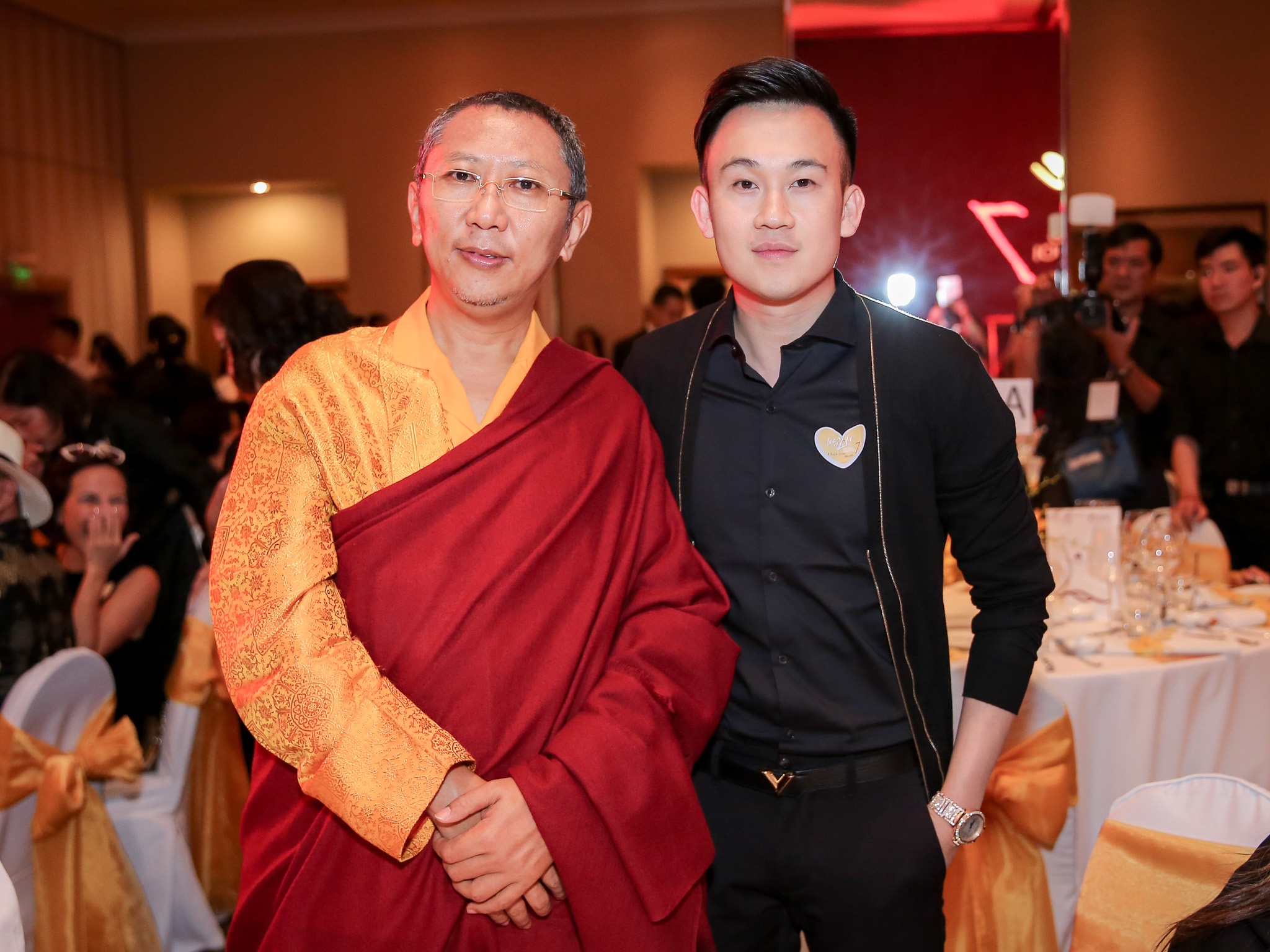 Dan sao Viet du tiec cua Ngo Thanh Van anh 5