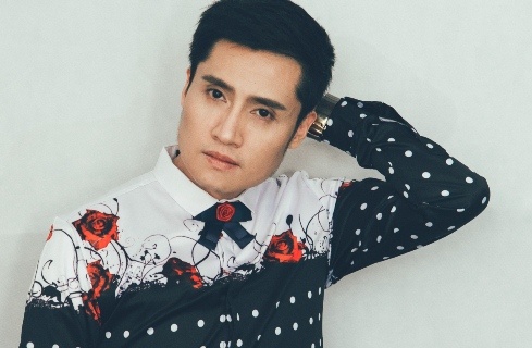 Ca si Xuan Phu: 'Toi giam 20 kg sau con thap tu nhat sinh' hinh anh