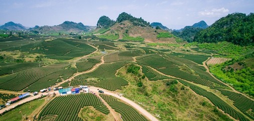 Trung bay anh dep Viet Nam tu tren cao tai duong sach TP.HCM hinh anh