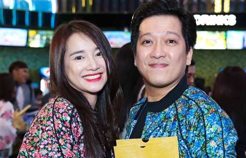 Truong Giang, Nha Phuong mac do doi di xem phim hinh anh