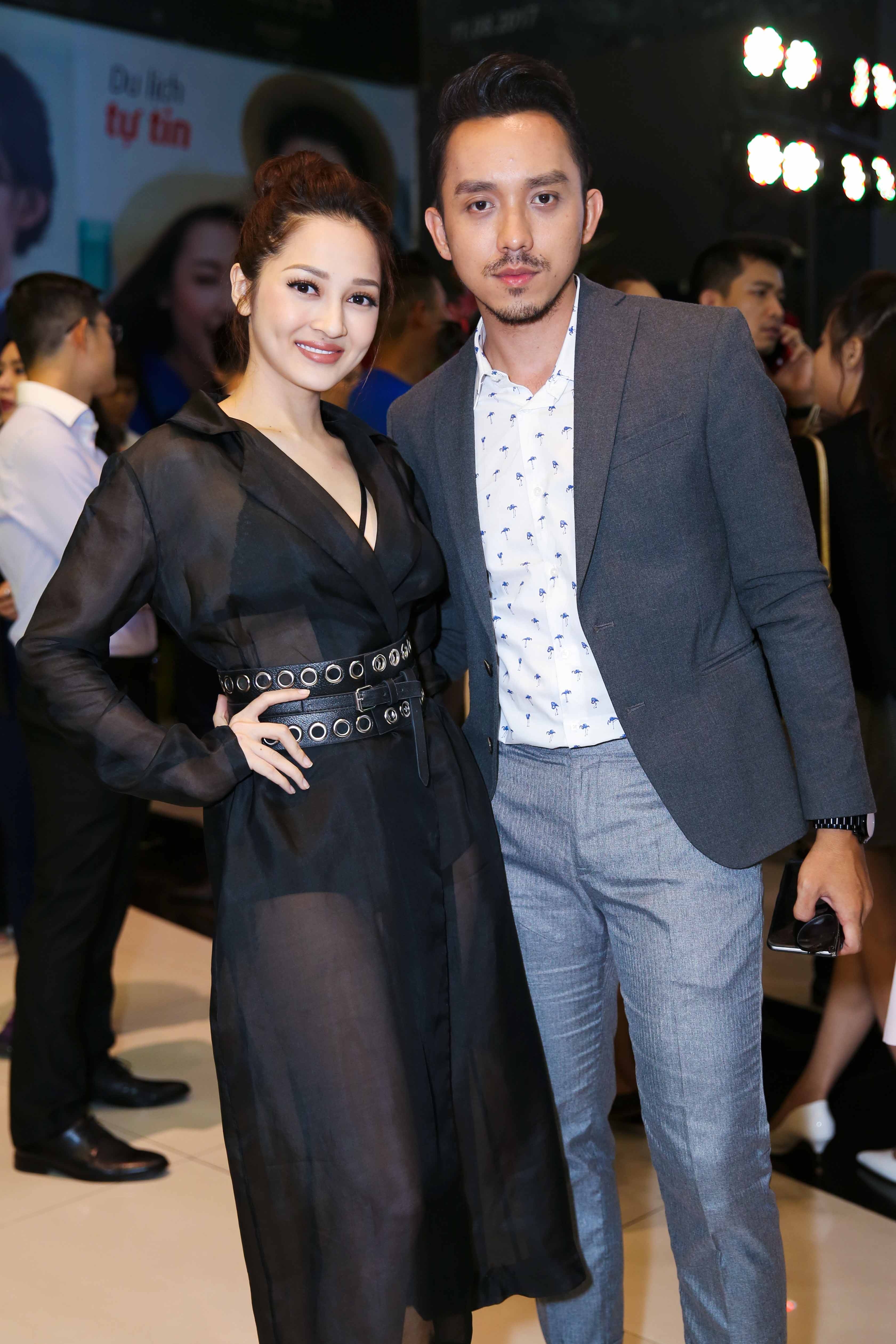 Nha Phuong,  Truong Giang di xem phim anh 6