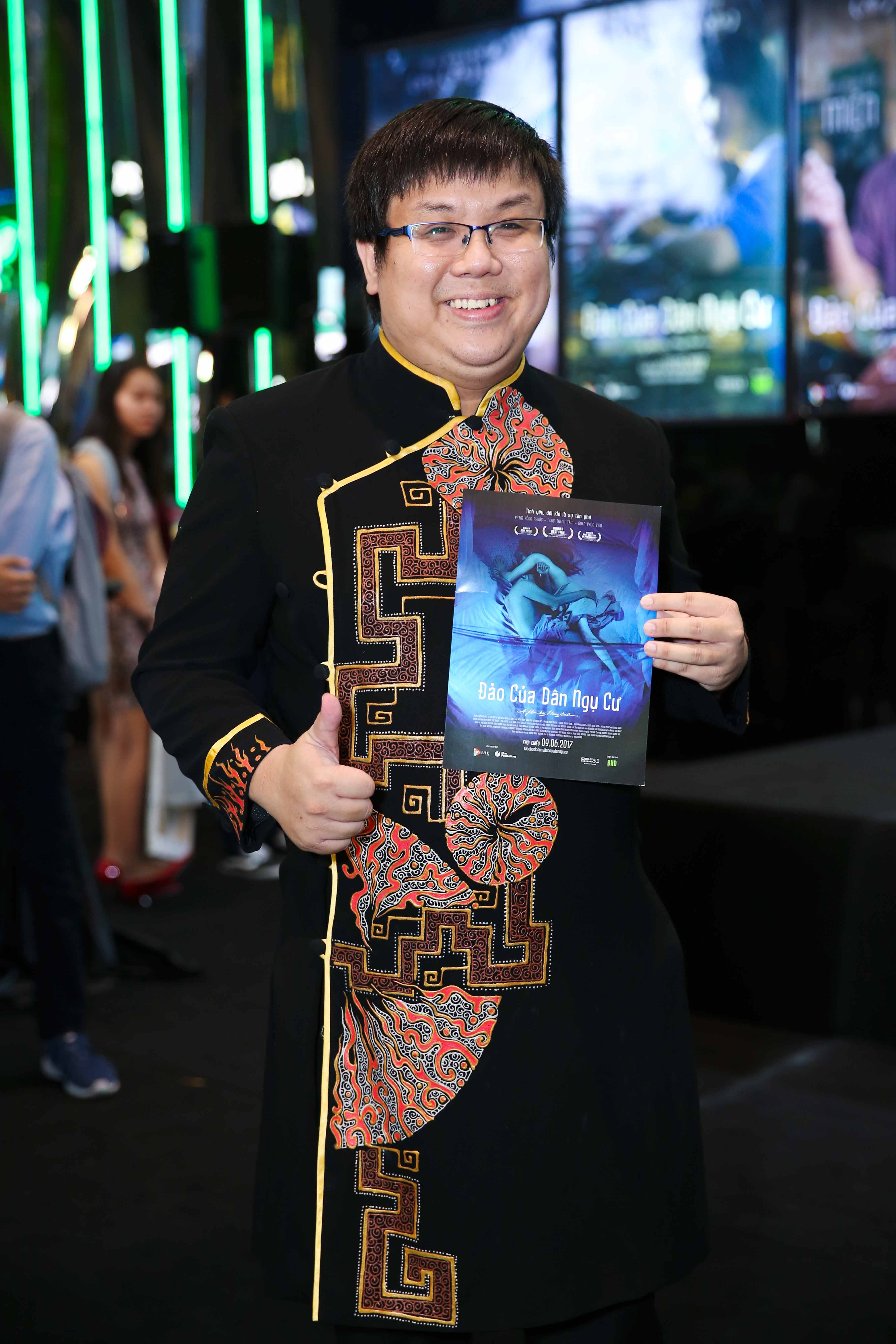 Nha Phuong,  Truong Giang di xem phim anh 10