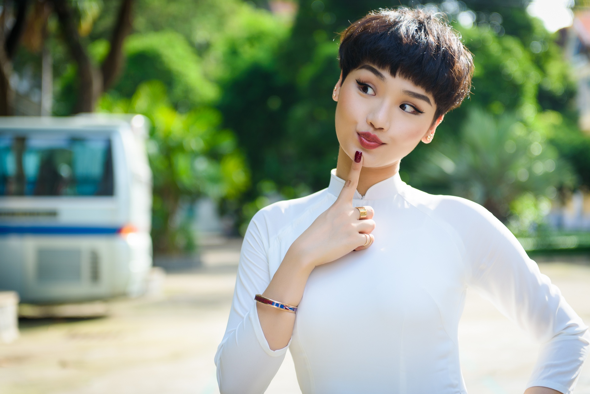 Miu Le co gai den tu hom qua anh 2