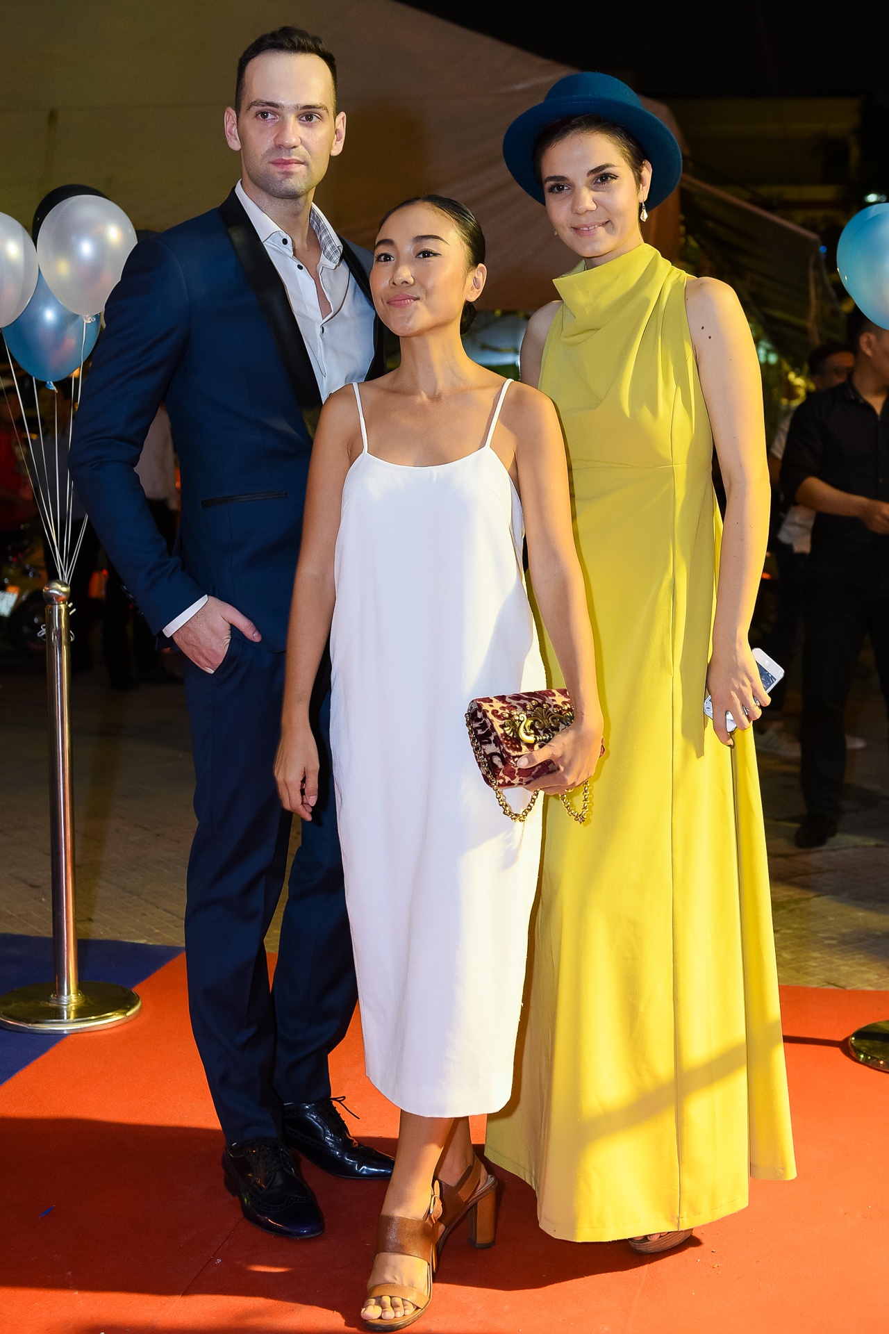 Sao Viet du ra mat phim SOS Soi trang anh 10