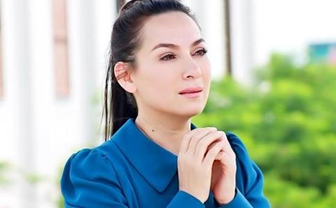 Phi Nhung: 'Nguoi ngoai toi con quan tam thi sao bo roi con ruot duoc' hinh anh