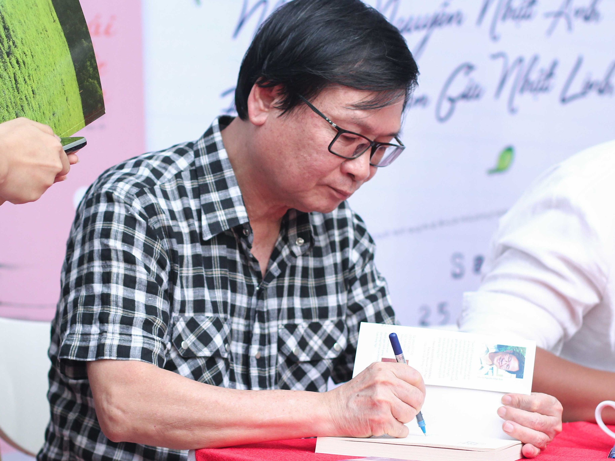 ky tang Co gai den tu hom qua anh 4