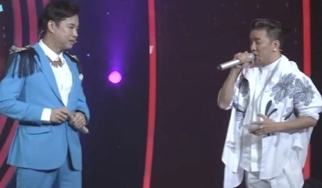 Clip Dam Vinh Hung va Ngoc Son hat 7 ca khuc Bolero hinh anh