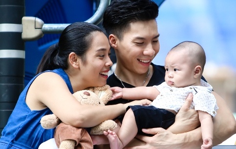 Moi tinh 'dinh menh' cua hoang tu xiec Quoc Nghiep va ca si Ngoc Mai hinh anh