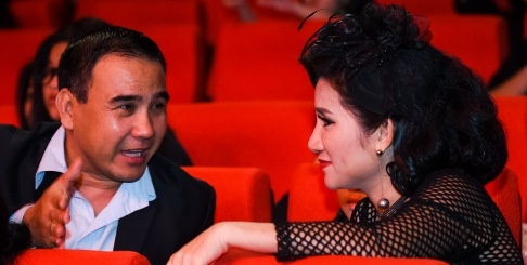 Quyen Linh tang Cat Tuong 150 trieu dong vi dau tu nhac kich thua lo hinh anh