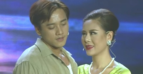 Kieu nu lang hai dien canh nong tren san khau Kich cung Bolero hinh anh