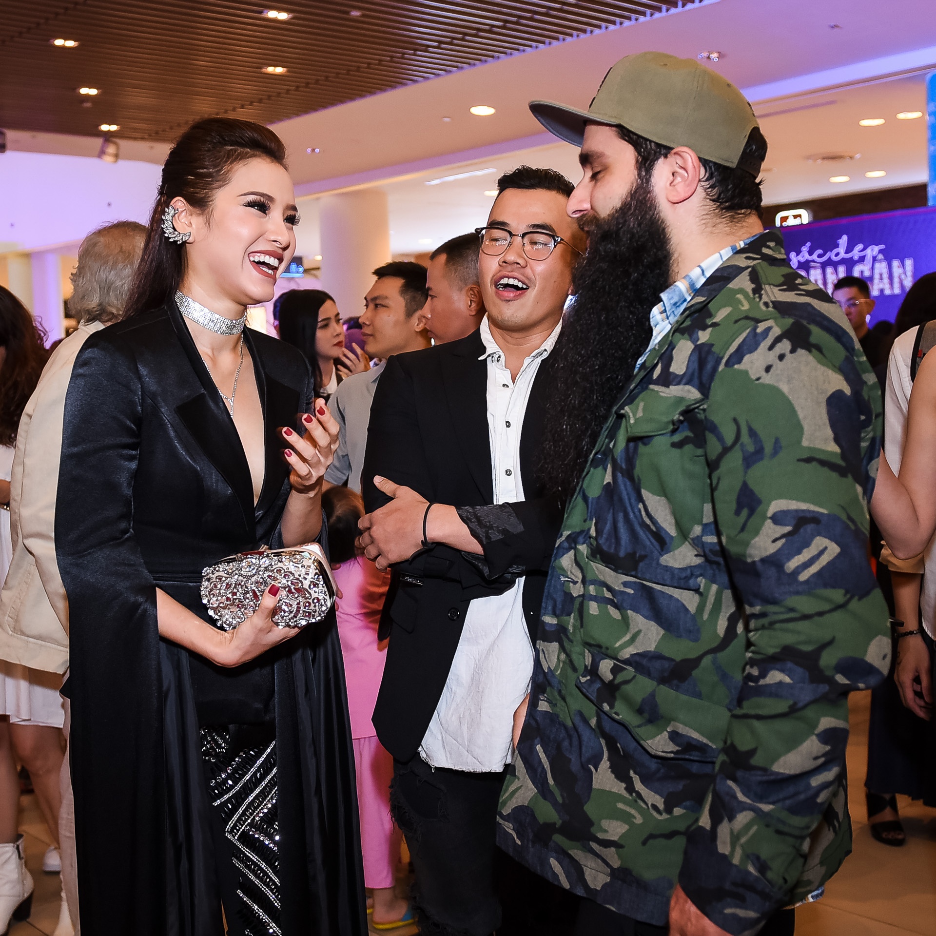 Phuong Trinh Jolie bi so sanh voi Minh Hang anh 6