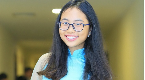 Phuong My Chi: Tu 'con cung quoc dan' den tuoi moi lon khac nghiet hinh anh