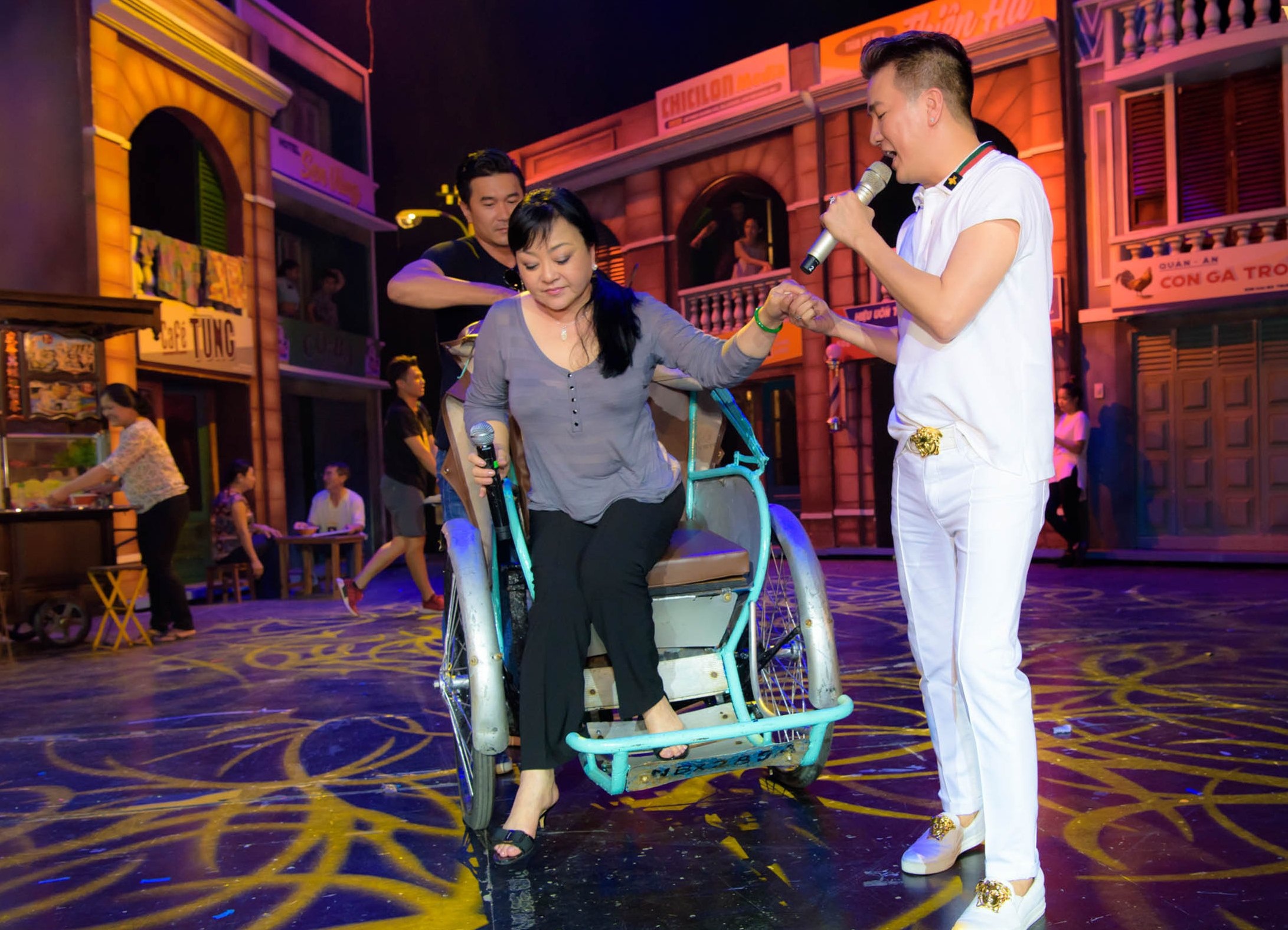 Dam Vinh Hung chuan bi cho live show Bolero anh 3