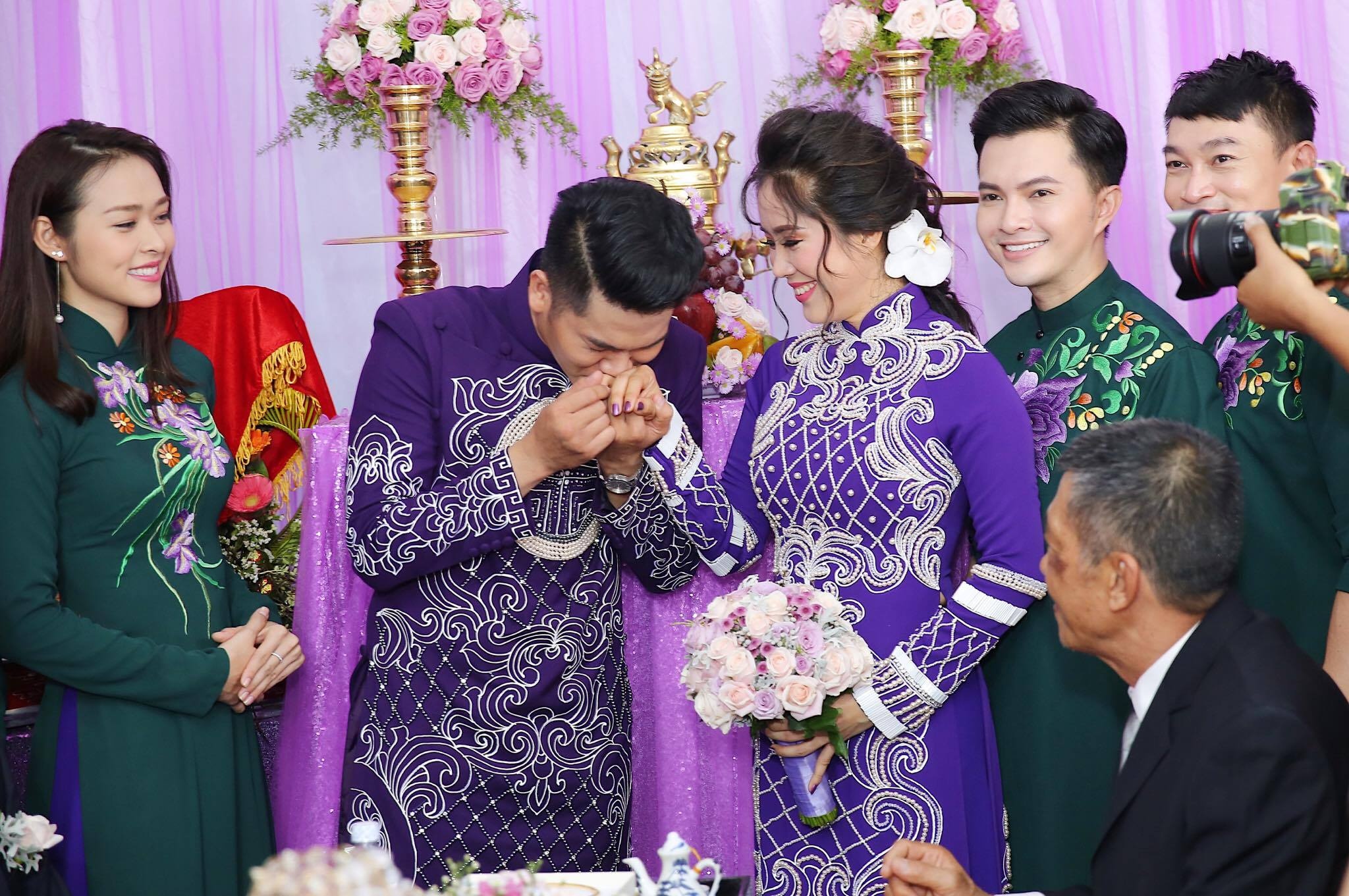 Đám cưới Lê Phương ở quê ảnh 12 Dam cuoi Le Phuong o que anh 12