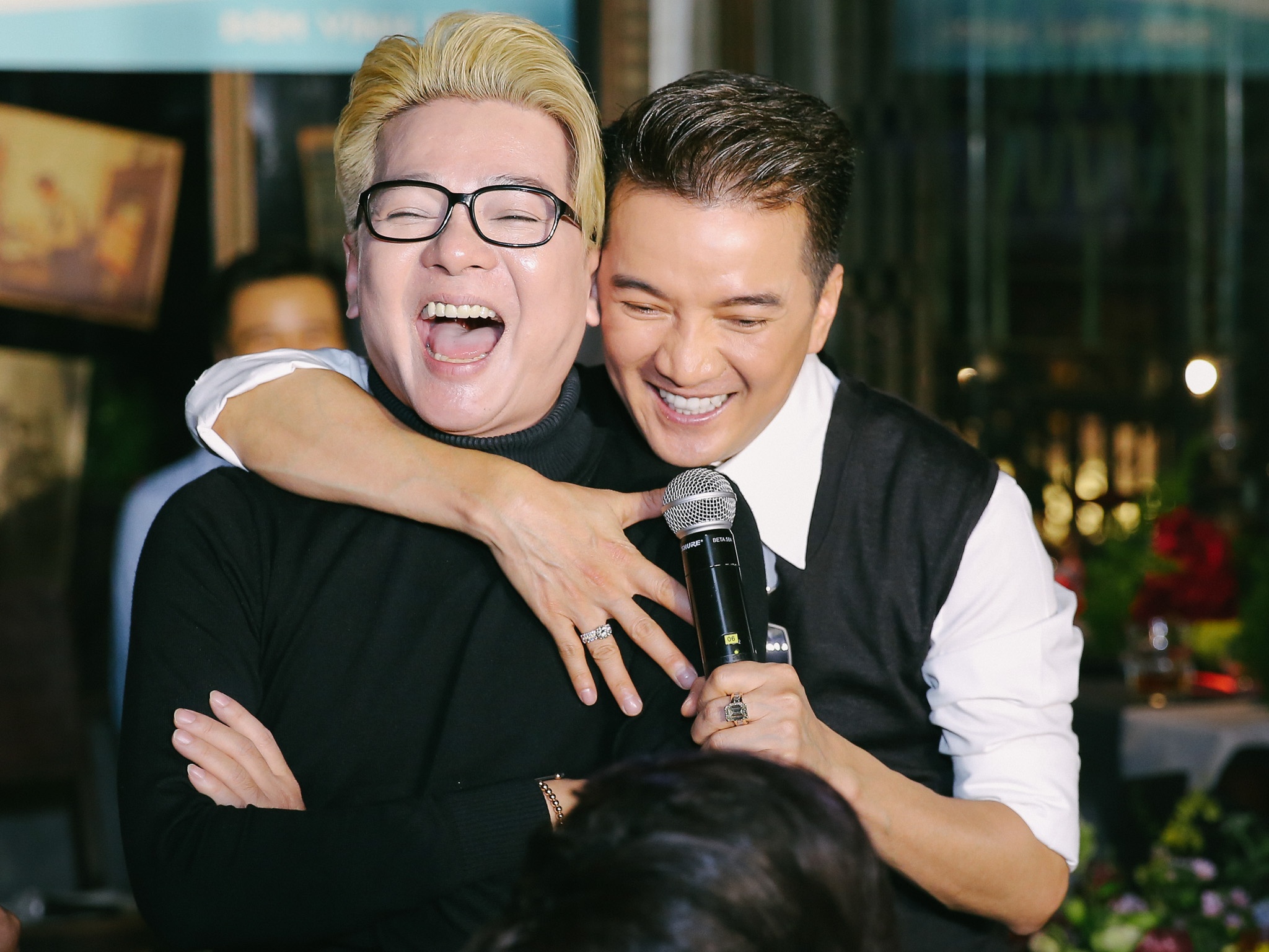 Vu Ha khong nghe Dam Vinh Hung hat Bolero anh 4