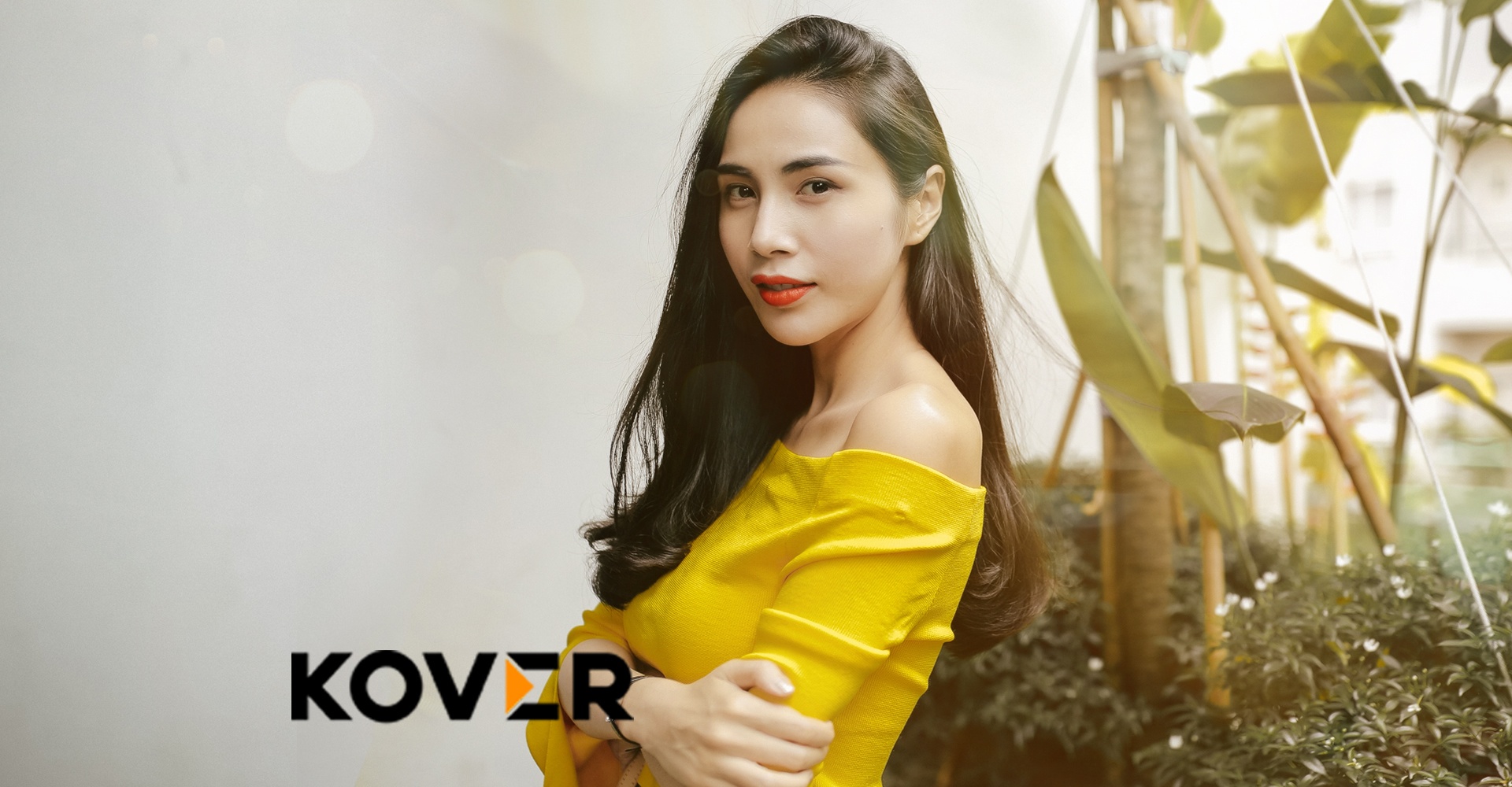 Thuy Tien: ‘Cong Vinh khoc khi toi ke bi xam hai tinh duc nhieu lan’ hinh anh