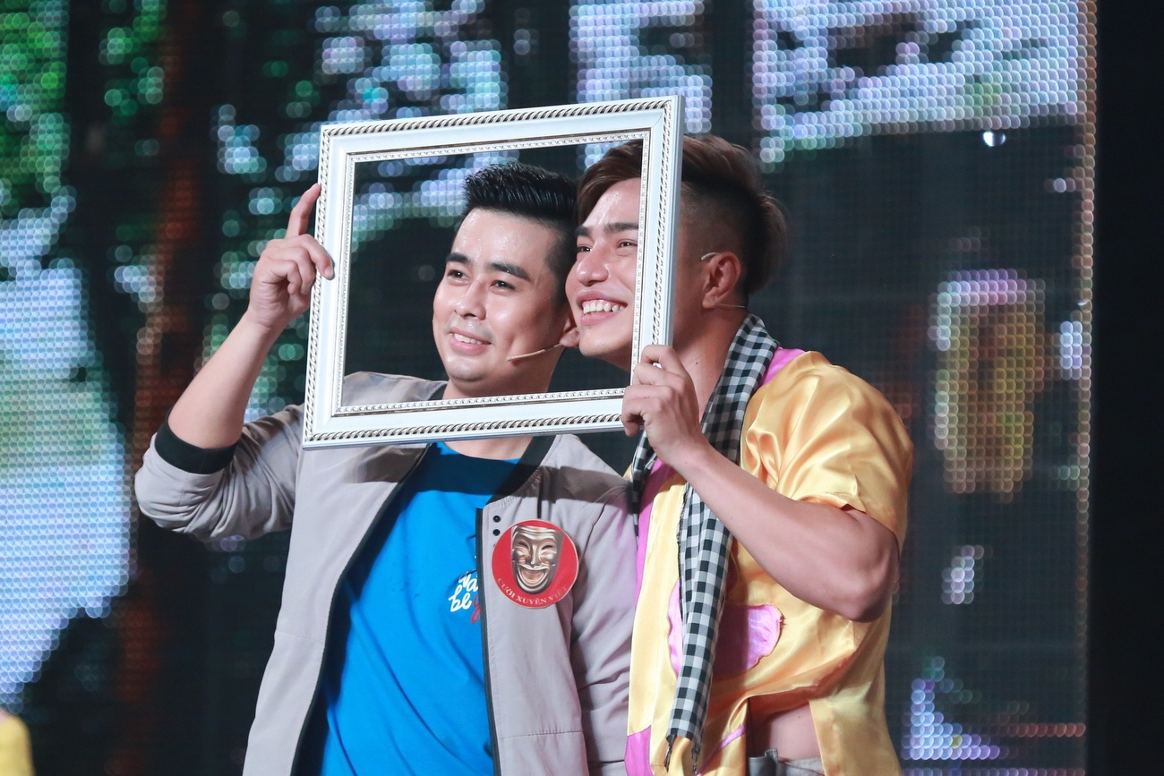 hinh anh cuoi xuyen viet tap 13 anh 1