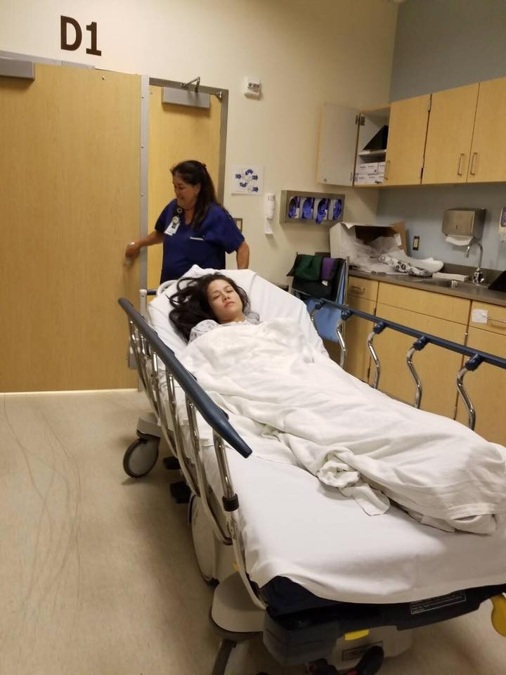 Nhật Kim Anh bị tai biến khi lưu diễn ảnh 1 Nhat Kim Anh bi tai bien khi luu dien anh 1