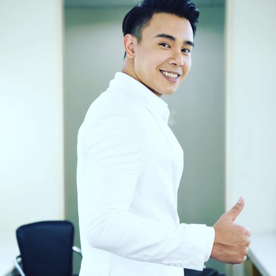 Dam Vinh Hung tu van cho Dong Hung cach tra no anh 1