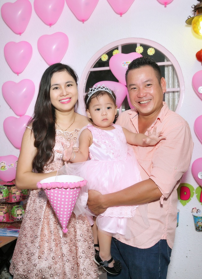 Quyền Lộc mở sân khấu ảnh 3 Quyen Loc mo san khau anh 3