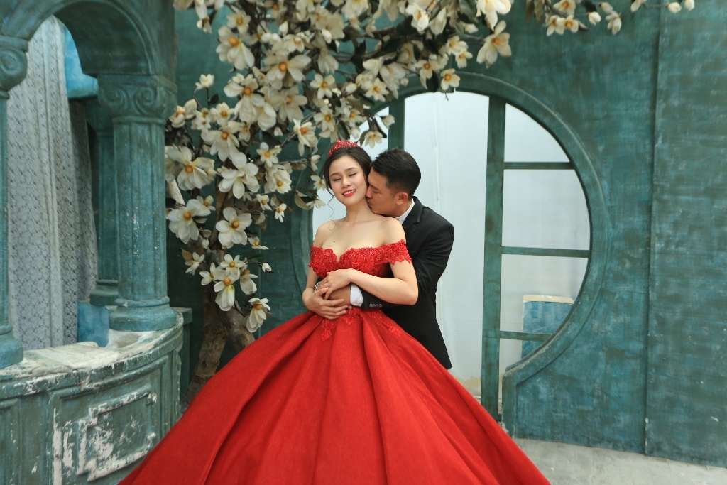 Anh cuoi cua Van Quang Long anh 8