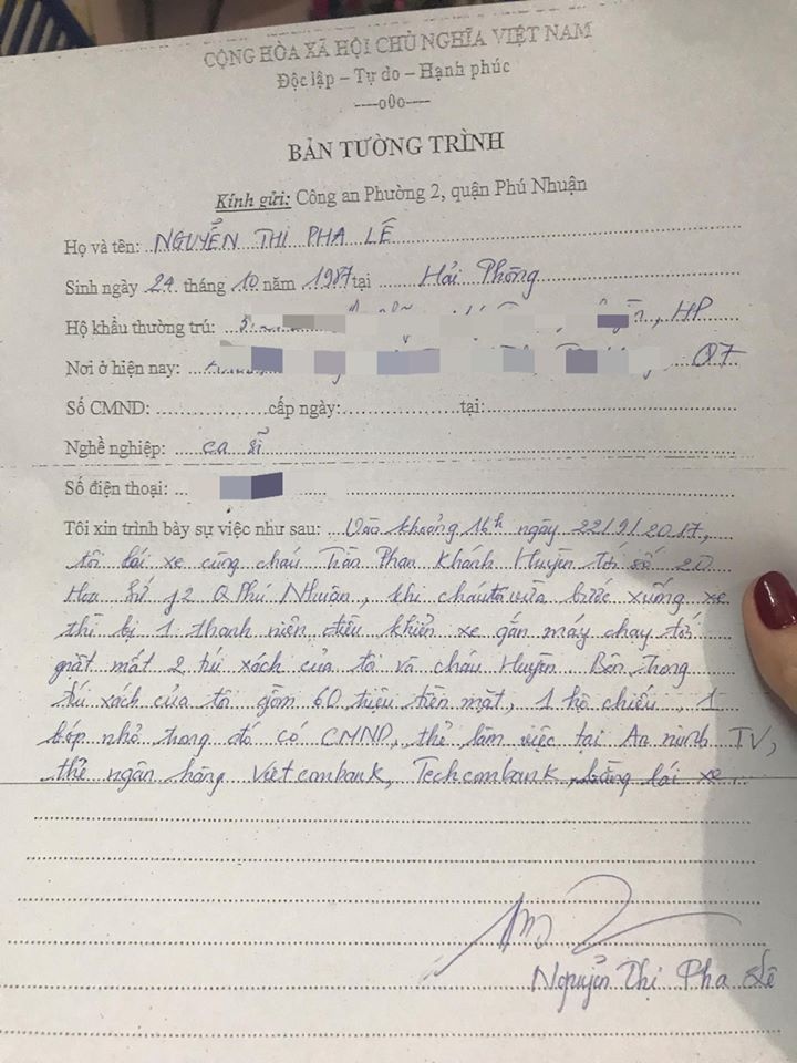 Pha Le khoc loc vi mat giay to anh 2