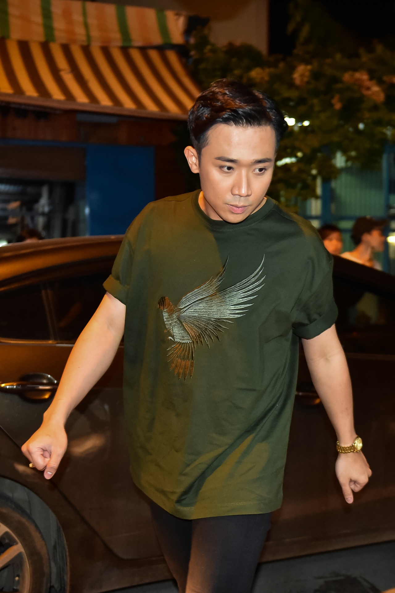 Tran Thanh vieng nghe si Khanh Nam anh 1