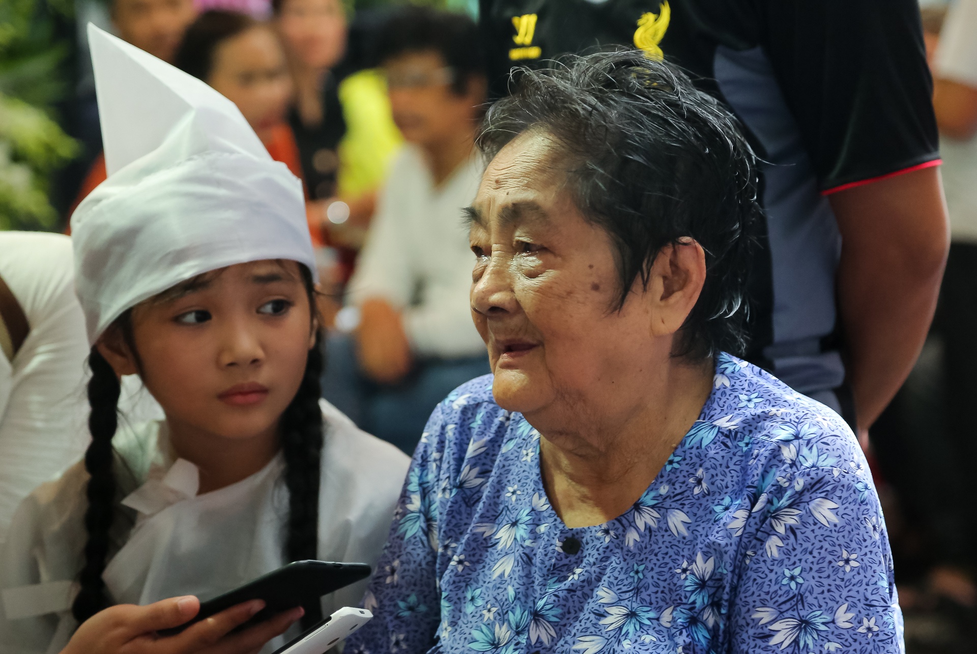 Tran Thanh vieng nghe si Khanh Nam anh 14