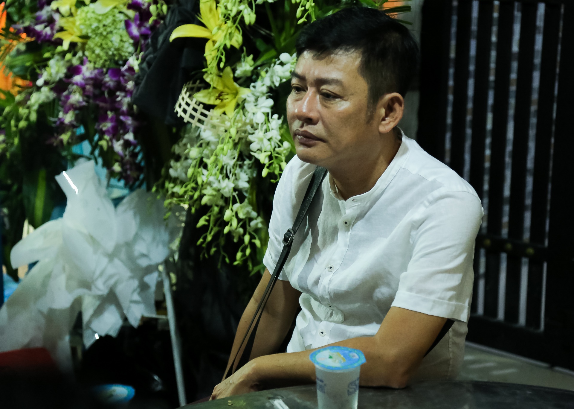 Tran Thanh vieng nghe si Khanh Nam anh 10