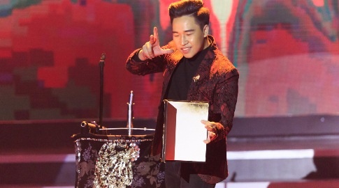 Thi sinh Ky tai lo dien hoi phuc sau 45 ngay bi chem dut gan tay hinh anh