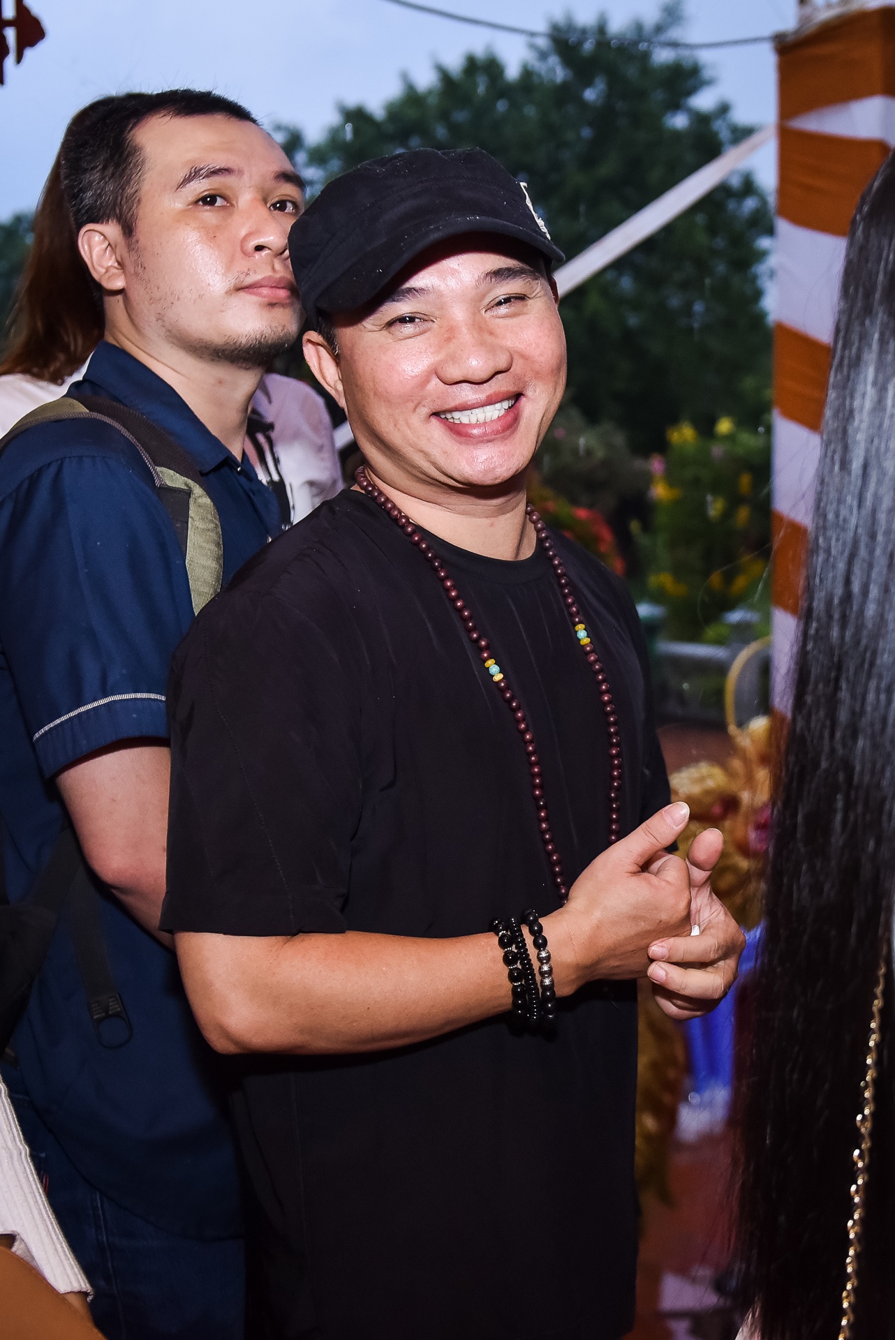 Nghệ sĩ giỗ tổ ở đền thờ Hoài Linh ảnh 11 Nghe si gio to o den tho Hoai Linh anh 11