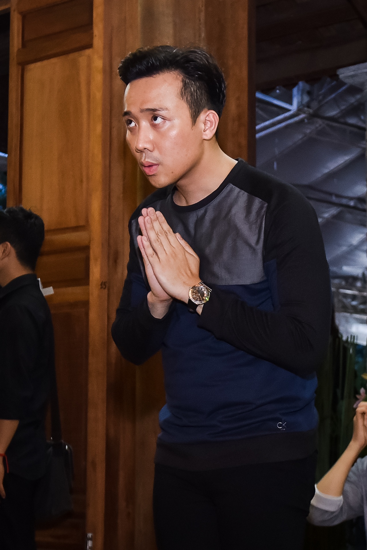 Nghệ sĩ giỗ tổ ở đền thờ Hoài Linh ảnh 2 Nghe si gio to o den tho Hoai Linh anh 2