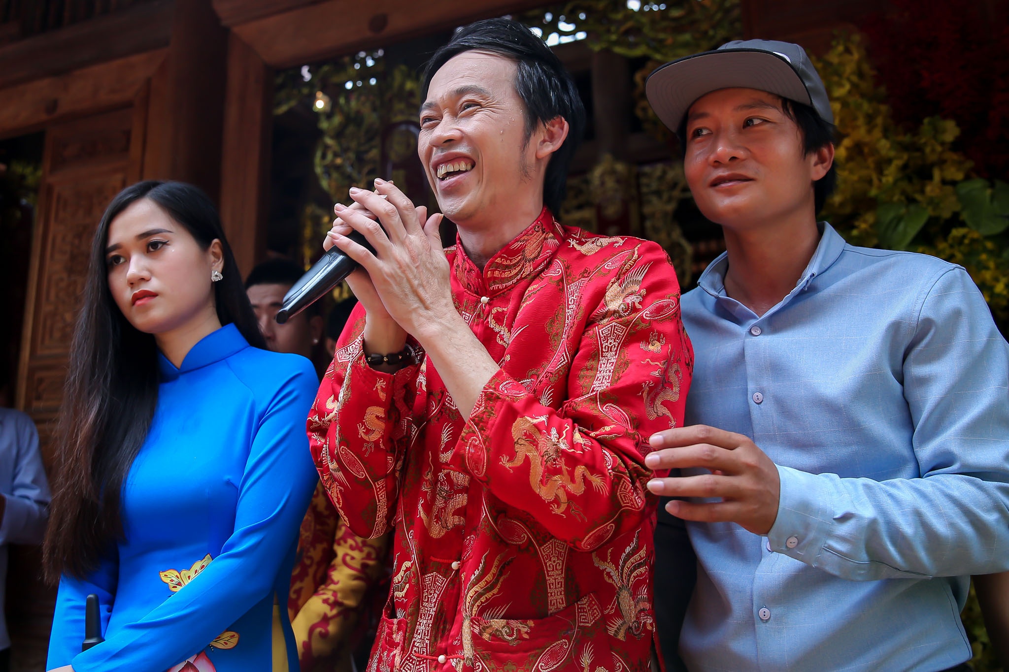 Sao Viet du gio To san khau o den tho cua Hoai Lin anh 2