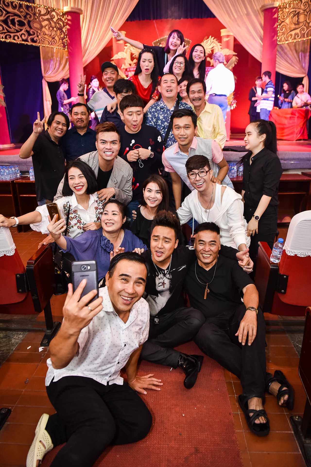 Nghe si cung to o san khau Hong Van anh 5