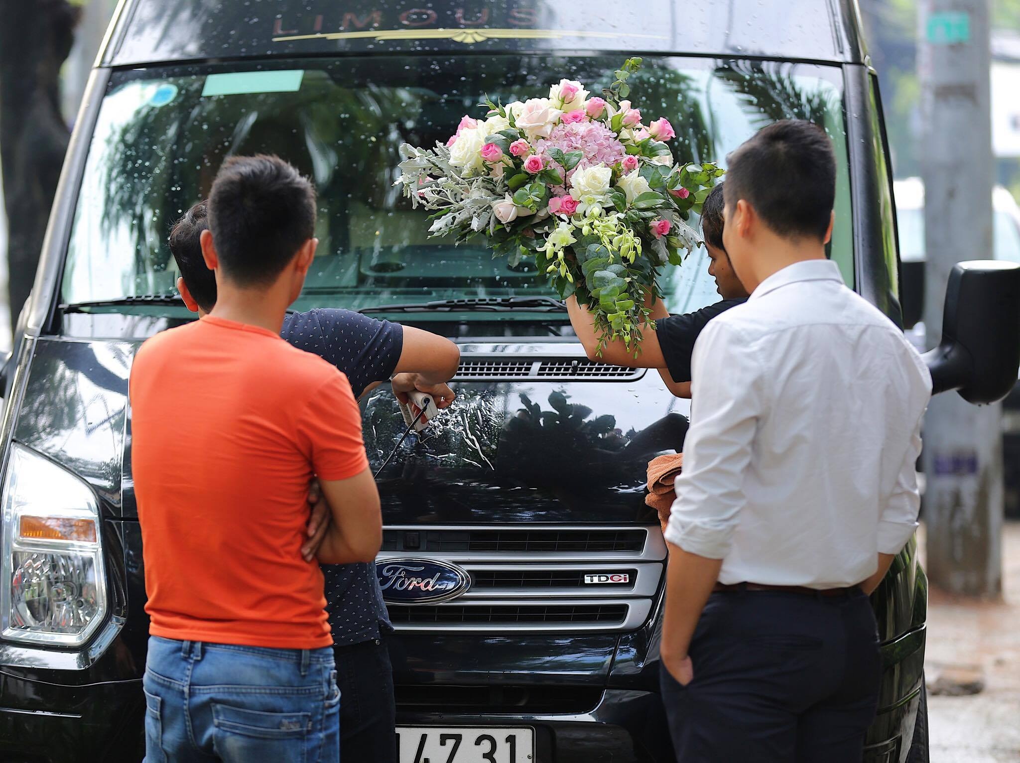 Dam cuoi hoa hau Dang Thu Thao anh 7