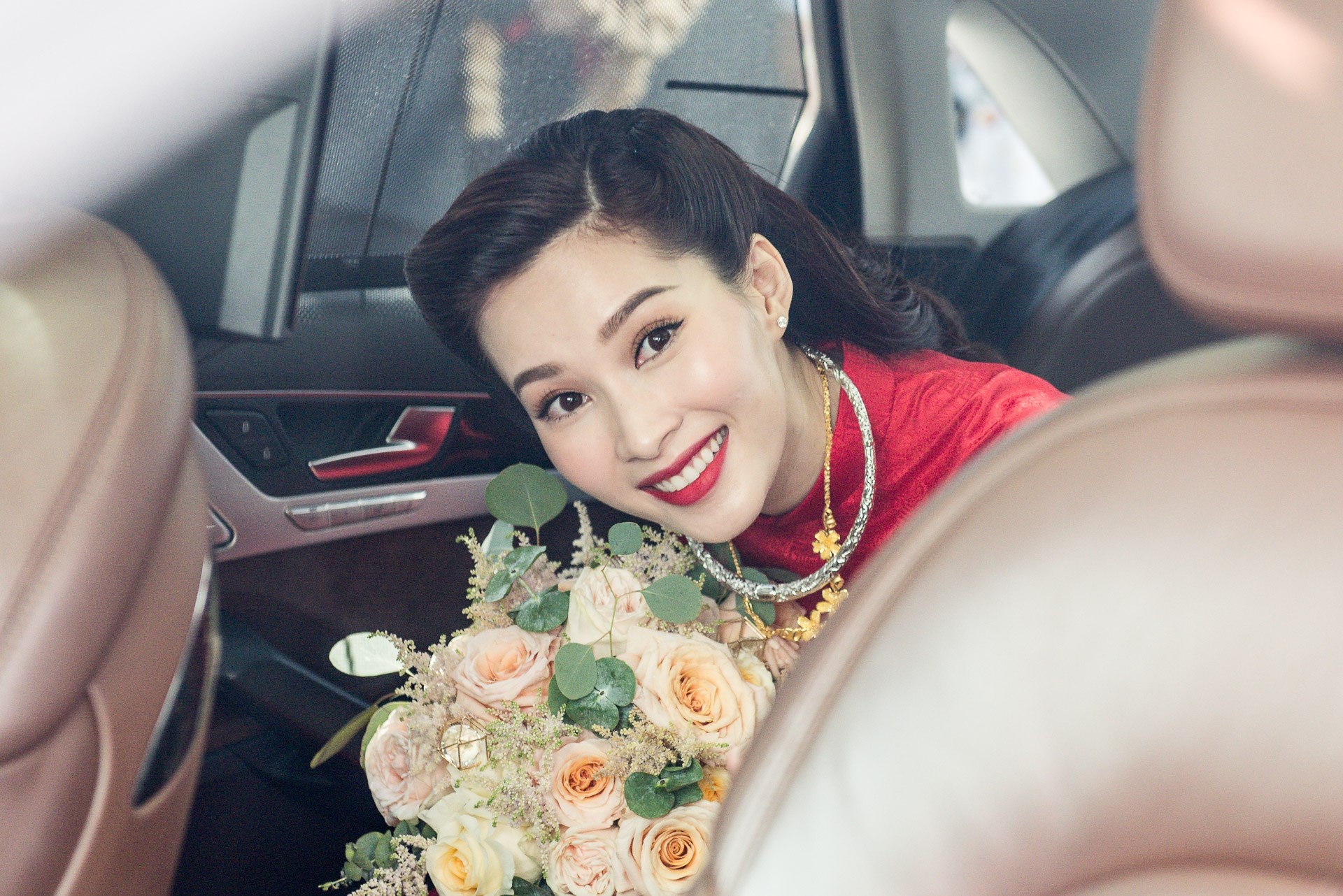 Hoa hau Dang Thu Thao dep rang ngoi, nam chat tay chong dai gia hinh anh