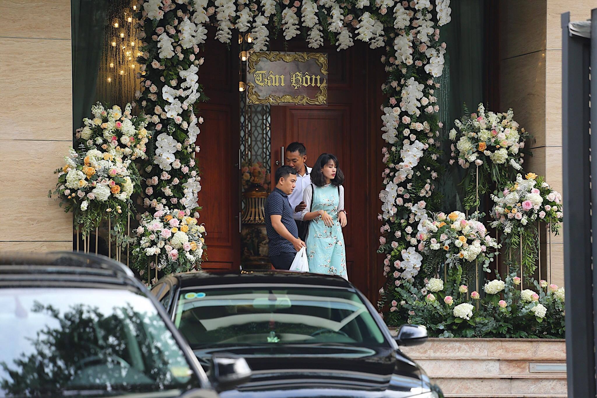 Dam cuoi hoa hau Dang Thu Thao anh 4