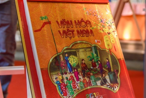 Tim hieu van hoa Viet Nam trong lich xuan 2018 hinh anh