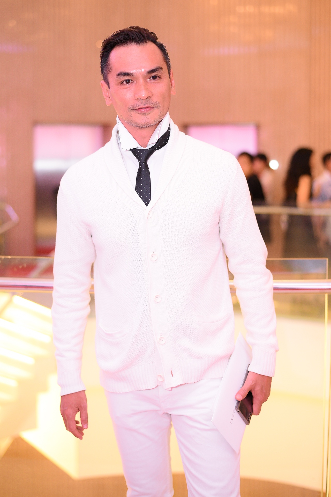 Thuy Tien do nhan sac voi Thanh Hang anh 8