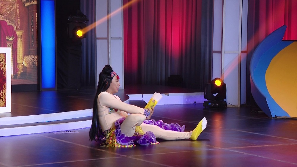 Trấn Thành chịu thua em bé 5 tuổi ảnh 2 Tran Thanh chiu thua em be 5 tuoi anh 2