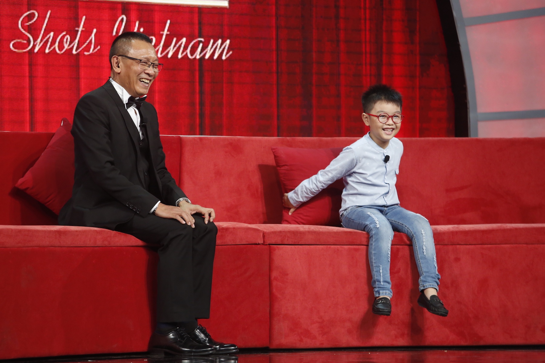 MC Lai Van Sam chiu thua be trai 6 tuoi anh 1