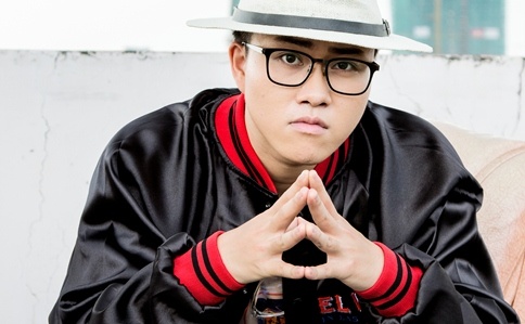 Tac gia 'Ong ba anh' ke chuyen tinh tan vo trong bai hat moi hinh anh