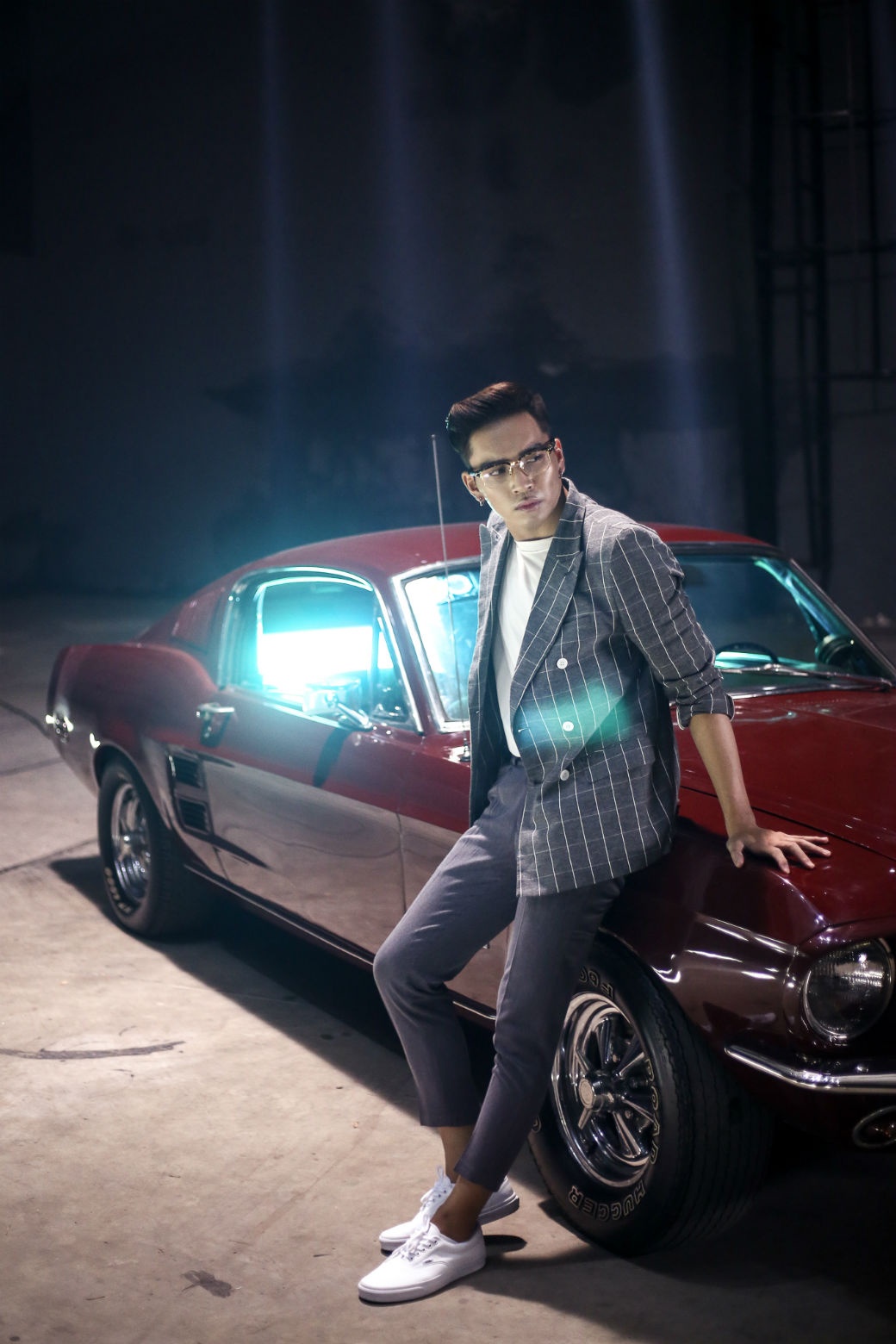 Bạch Công Khanh tình tứ bên người mẫu Quỳnh Châu ảnh 2 Bach Cong Khanh tinh tu ben nguoi mau Quynh Chau anh 2